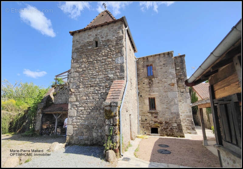 Maison familiale + dépendances à Saint Eloi en Creuse - photo 36