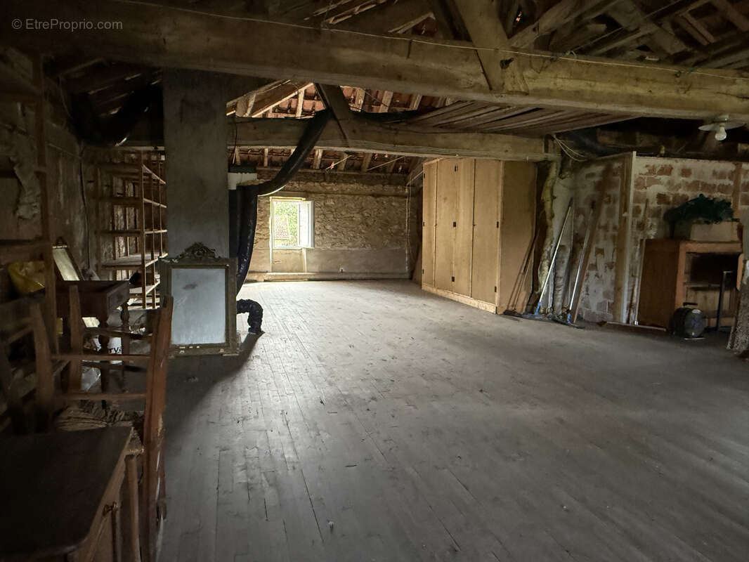 Charmante propriété en piere avec pigeonnier et dépendances - photo 17