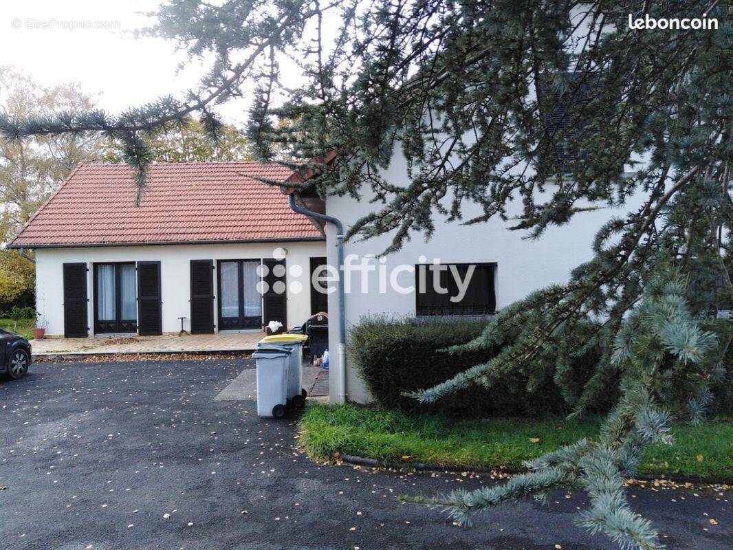 Maison à SAINT-GEORGES-DE-MONS