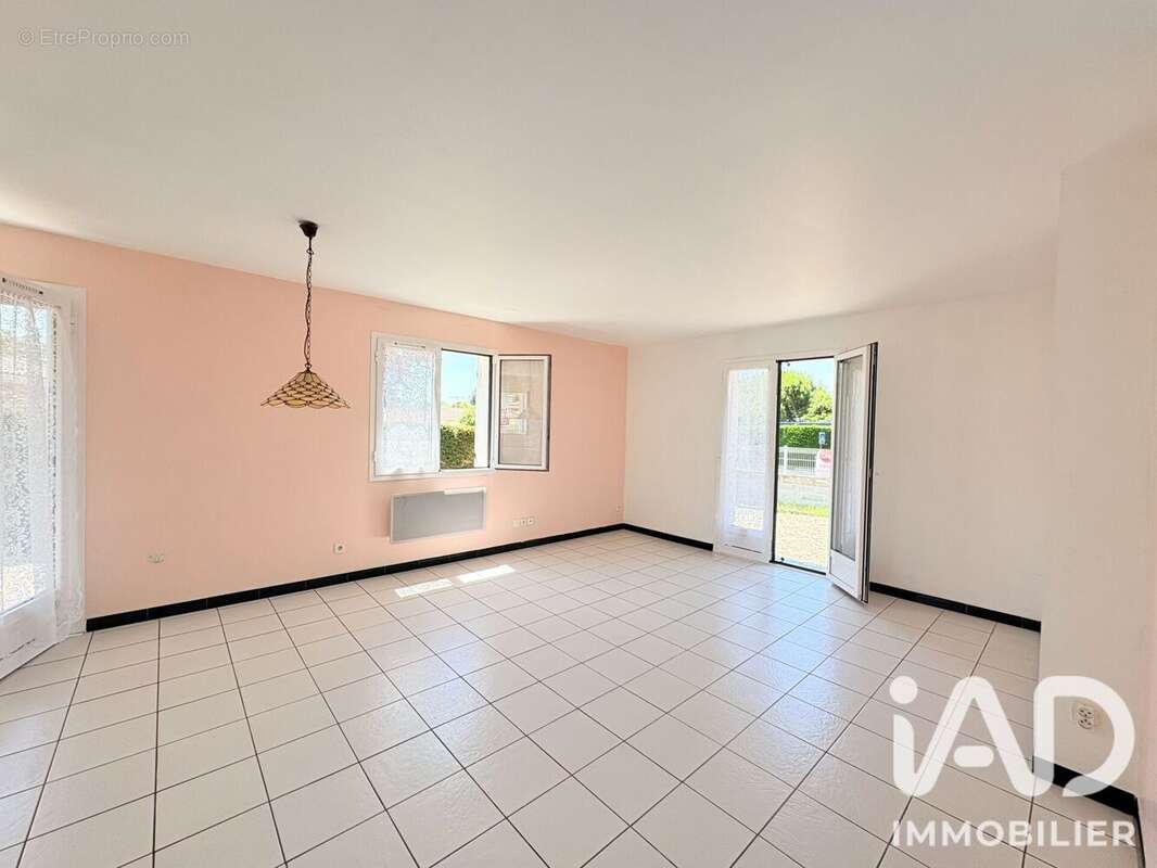 Photo 5 - Maison à BASSENS