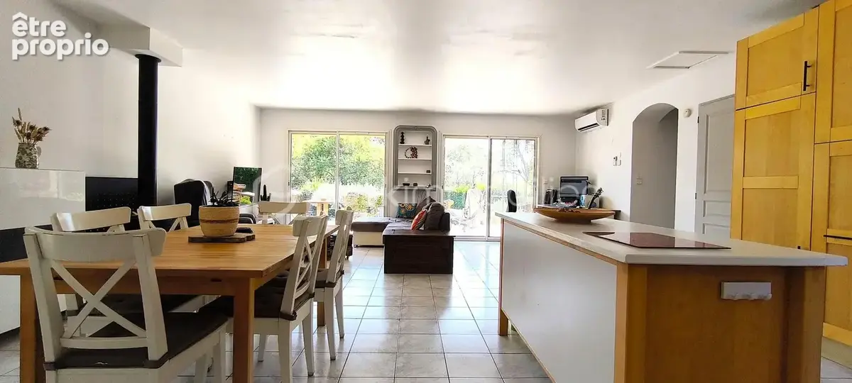 Magnifique Villa de 5 pièces , sur Saint-Chamas , au  bord de l'étang de Berre ,au calme - photo 8