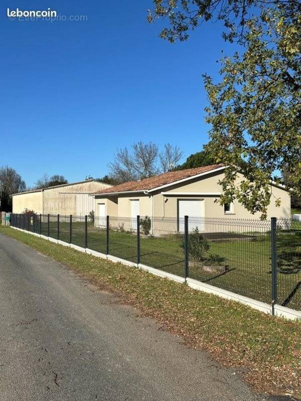 Photo 1 - Maison à CIVRAC-EN-MEDOC