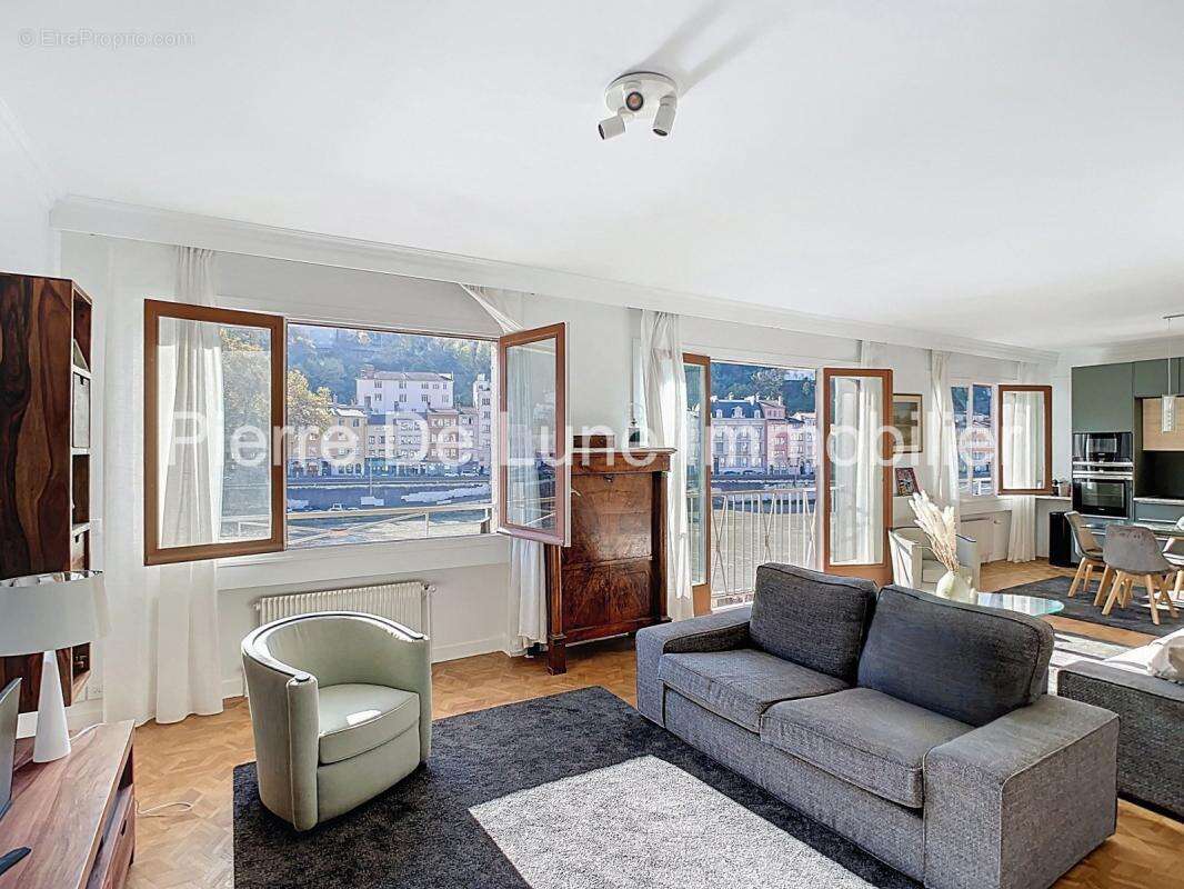 Appartement à LYON-1E