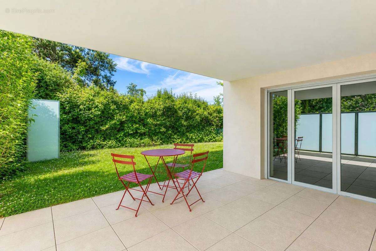 Appartement de 2 pièces de 42 m² à Décines-Charpieu - photo 2