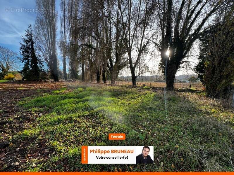 Terrain à PACY-SUR-EURE