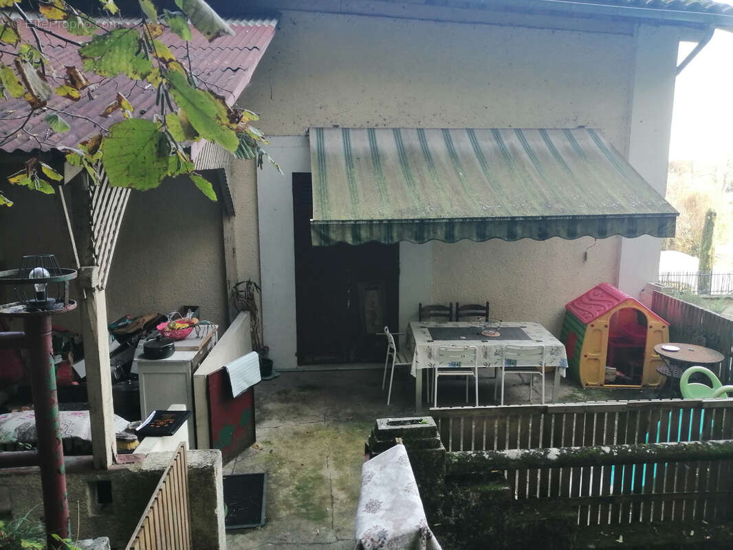 Maison à AUBETERRE-SUR-DRONNE