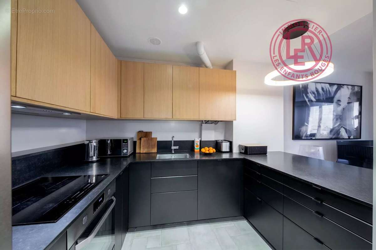 Appartement à PARIS-10E