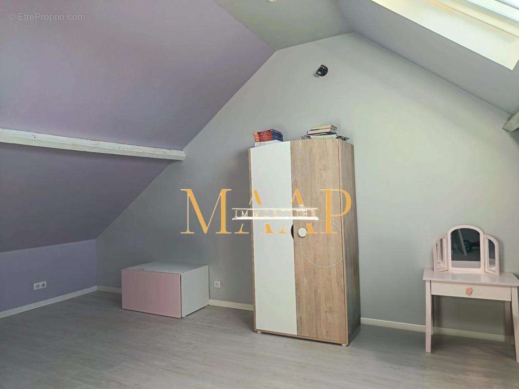 Maison familiale 5 chambres en centre-ville - photo 8
