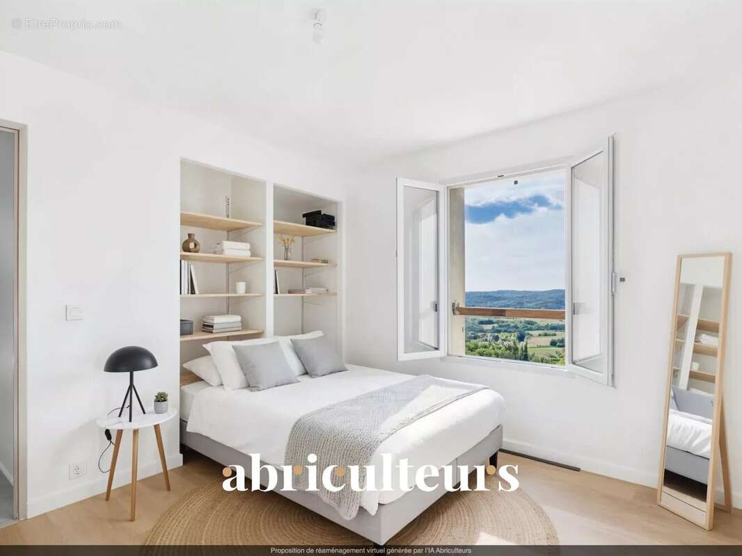 Appartement à FAYENCE