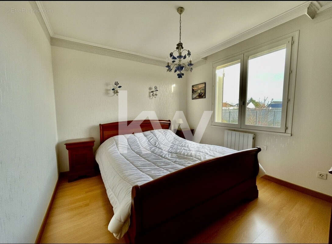 Maison 150 m² à Saint-Hilaire-Saint-Mesmin  - photo 4