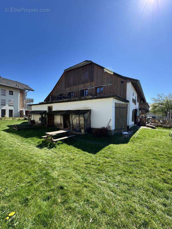 Appartement à TANINGES