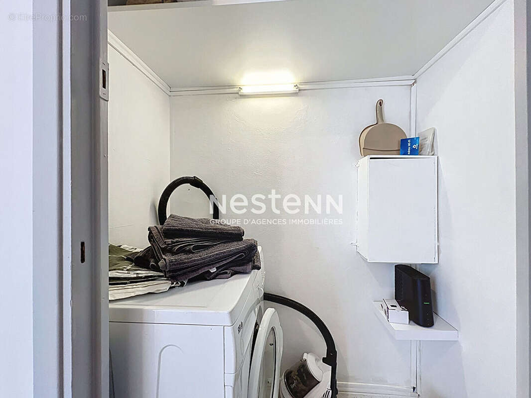 Golfe Juan - Studio - 27m² - Vue mer - Dernier étage - Centre ville - Terrasse - Sud - Cave - photo 8