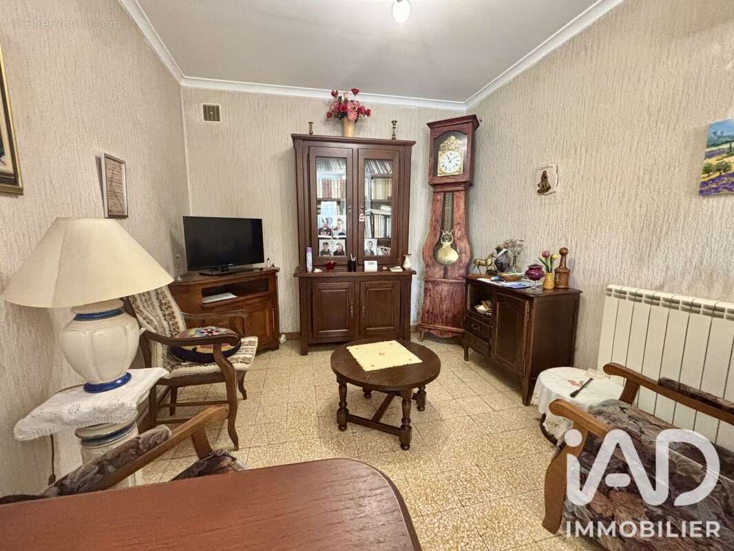 Photo 4 - Maison à LESPIGNAN