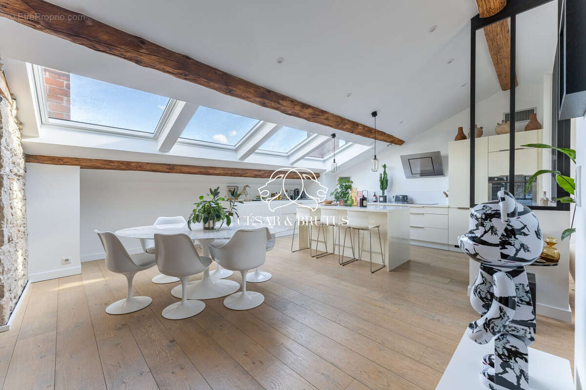 Appartement à LYON-6E