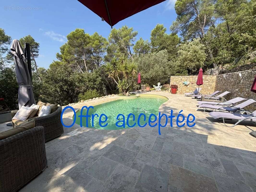 Maison à FIGANIERES