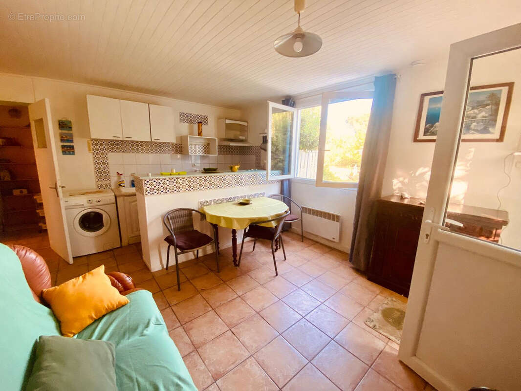 Maison à SAINT-CYPRIEN