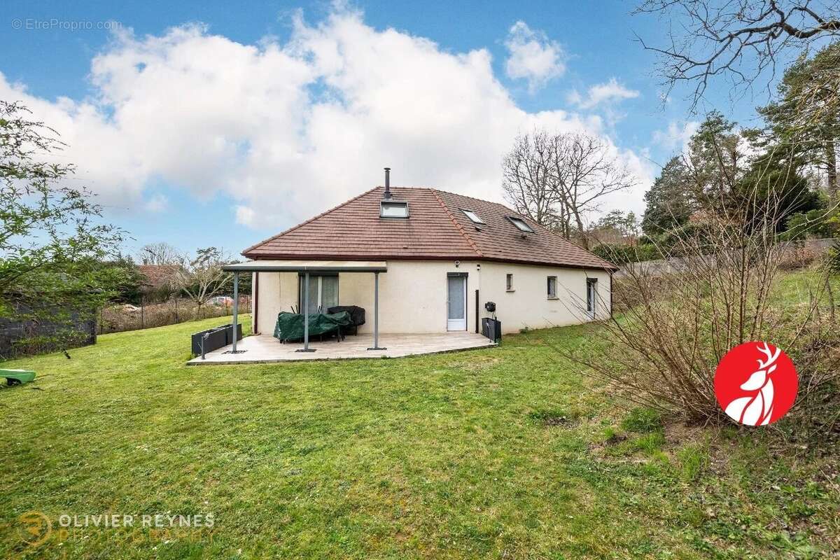 Maison à LA CHAPELLE-LA-REINE