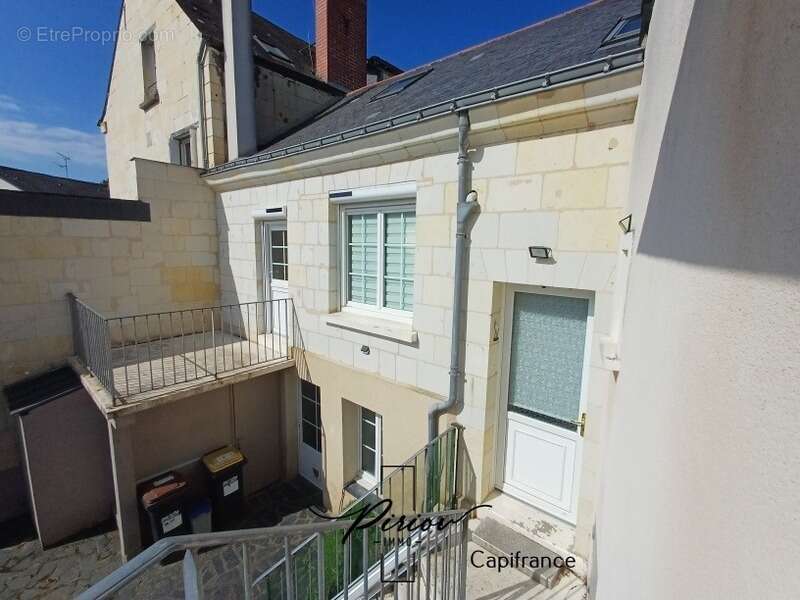 Maison à GENNES