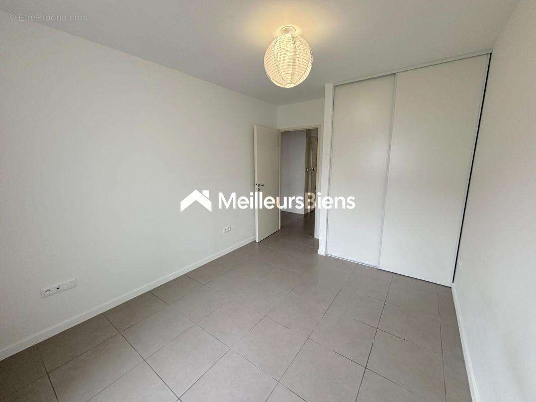 Appartement à SAINT-JEAN-DE-VEDAS