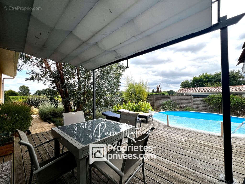 Maison à SAINTE-TERRE