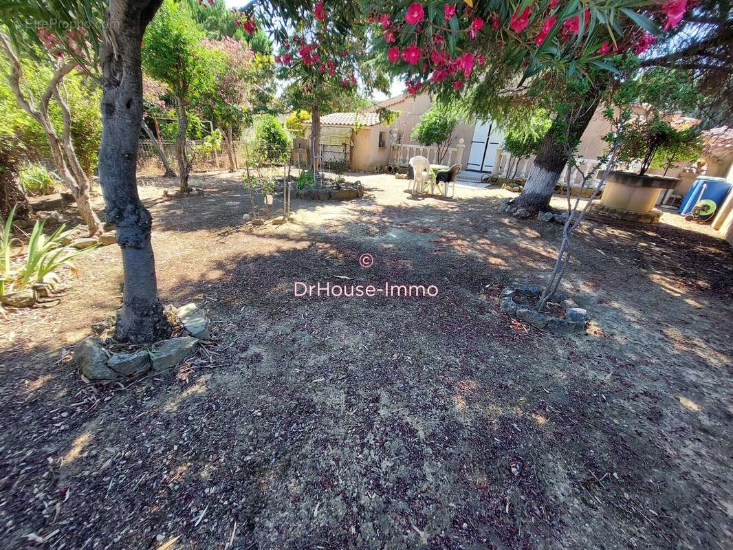 Maison 115 m² à Martigues  - photo 8