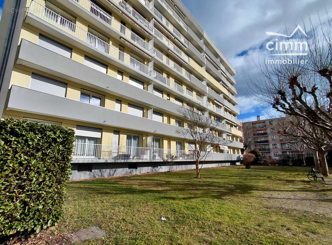 Appartement 92 m² à Echirolles  - photo 3