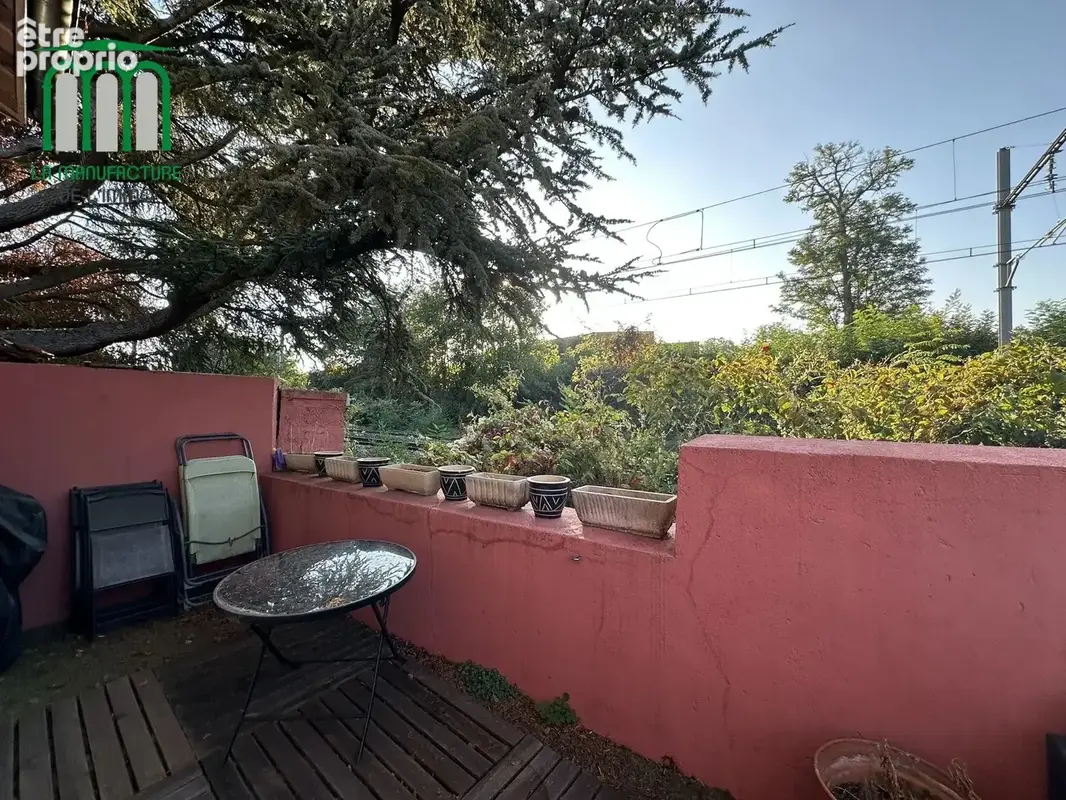 Appartement F4 avec terrasse, cave et garage Le Chambon-Feugerolles - photo 6