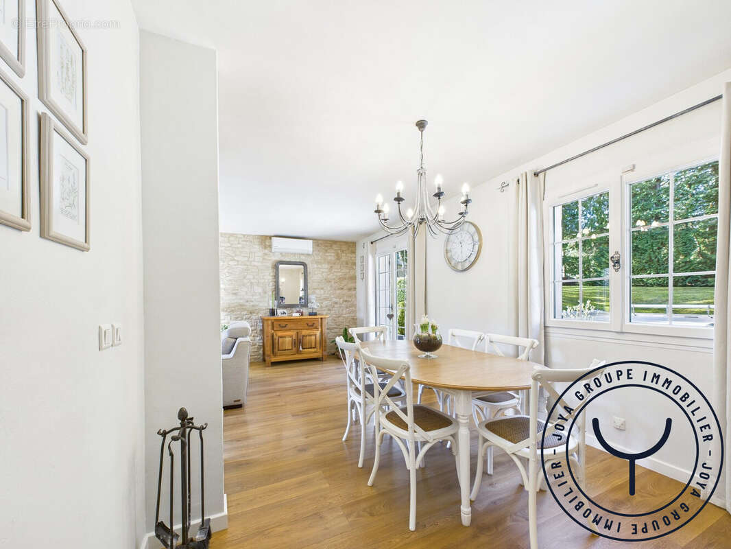 Maison à MAINCY
