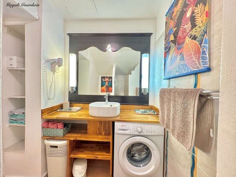 A vendre - vue mer a couper le souffle – magnifique t3 en premiere ligne - sainte anne - photo 7