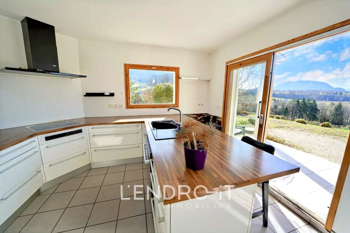 Maison à LES OLLIERES