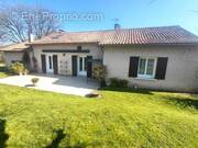 Photo 1 - Maison à SAINT-SAUD-LACOUSSIERE