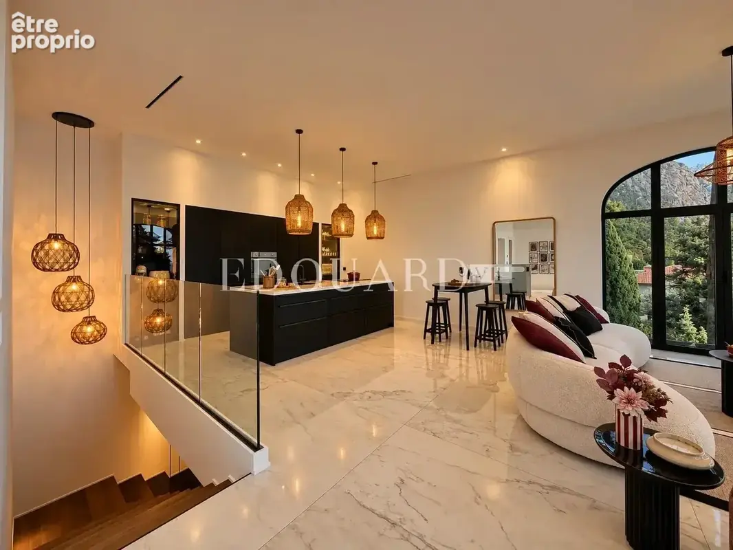 Demeure d’exception avec jardin, piscine, jacuzzi et panorama extraordinaire sur la baie de Menton - photo 11