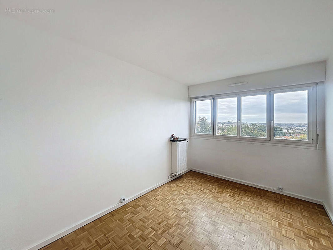 Appartement à FONTENAY-AUX-ROSES