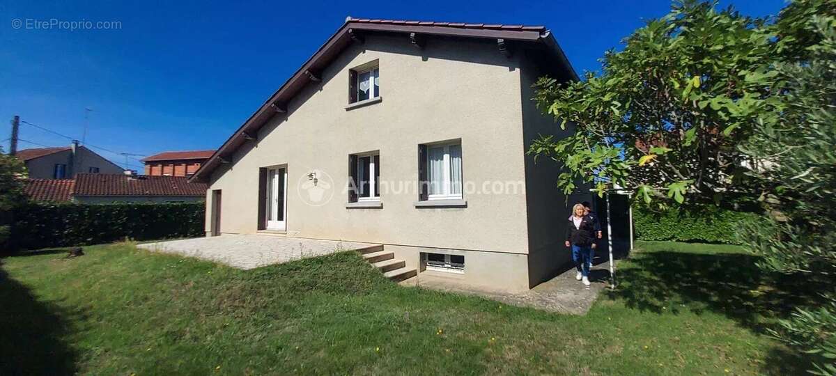 Maison à AUSSILLON