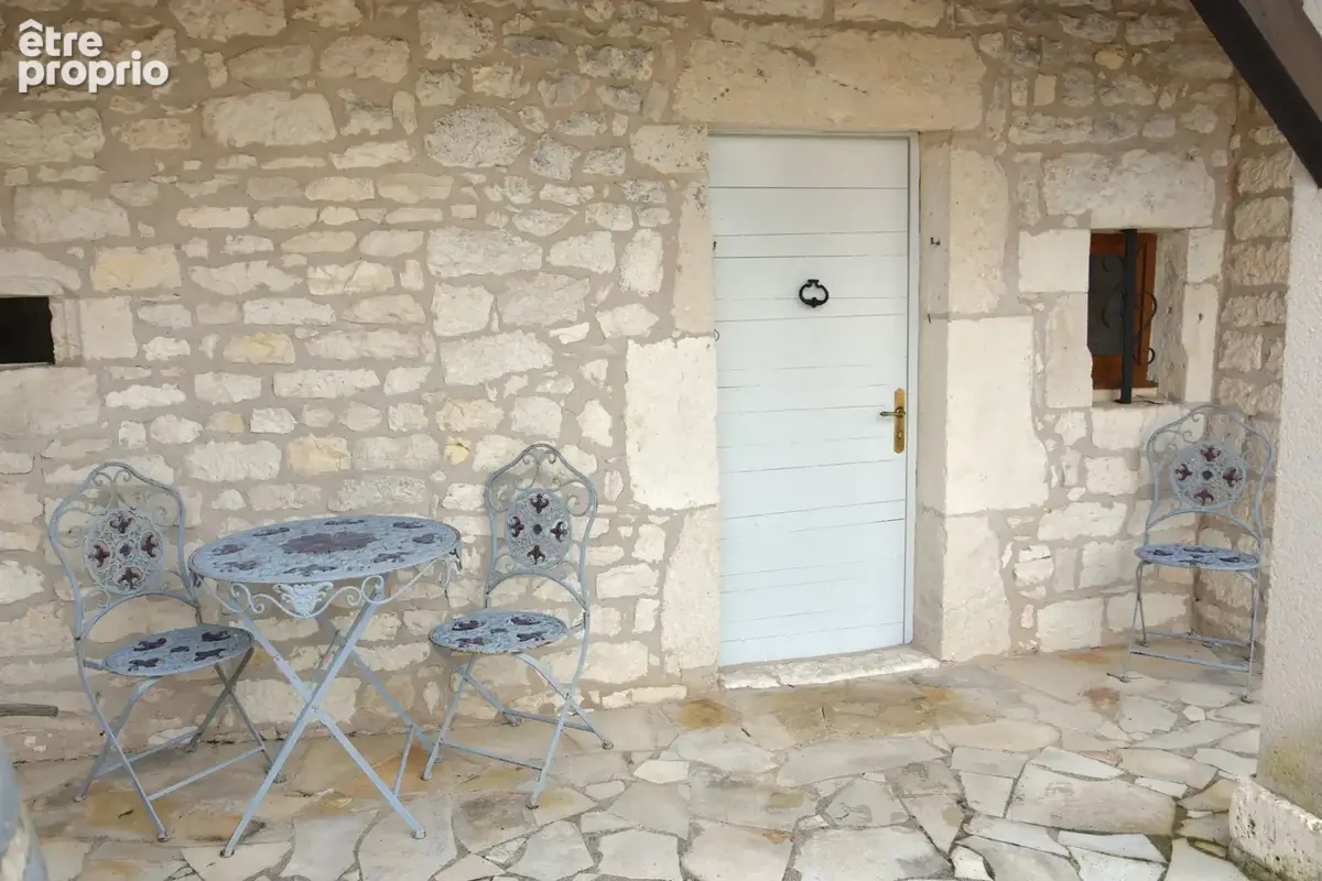Propriété quercynoise en pierres avec logement indépendant et piscine sur 1ha. - photo 10