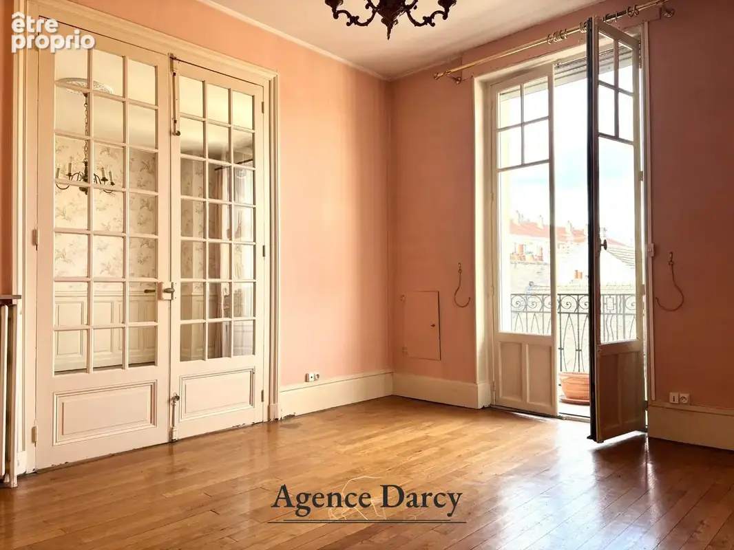 Appartement dernier étage avec ascenseur quartier Victor Hugo - photo 5