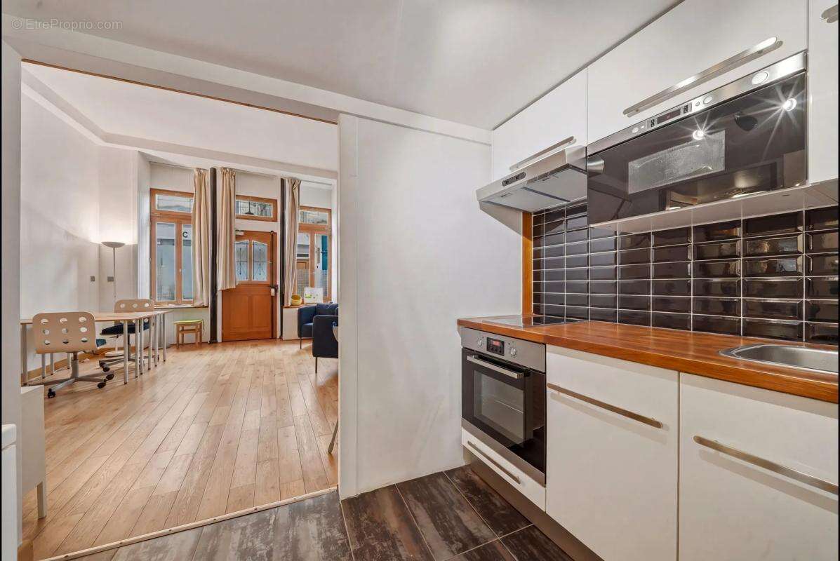 Appartement à PARIS-4E