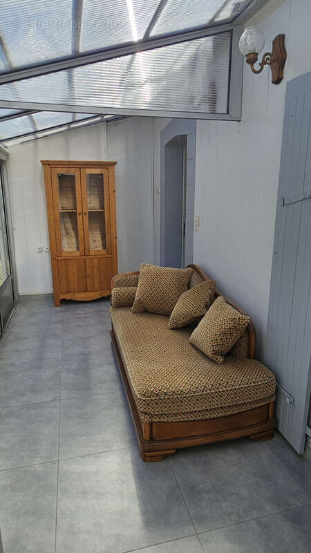 Maison de 130 m2 + dépendances sur un terrain de 650 m2 ! - photo 18