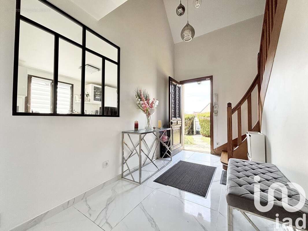 Photo 7 - Maison à LIVERDY-EN-BRIE