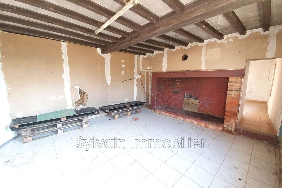 Maison 65 m² à Saint-Arnoult  - photo 3