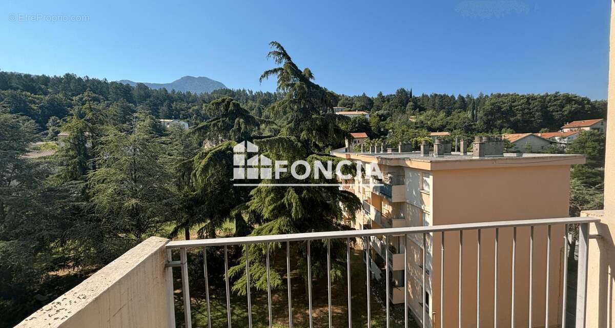 Digne, appartement de type 3 avec balcons et cave - photo 5