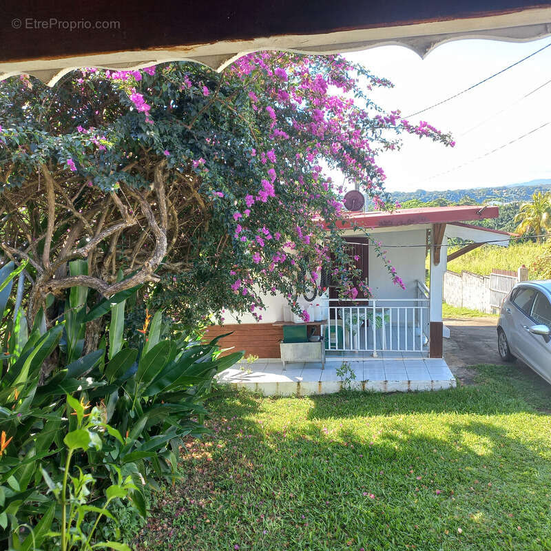 Maison à PETIT-BOURG