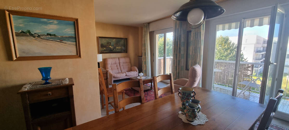 Appartement à SAINT-MAUR-DES-FOSSES