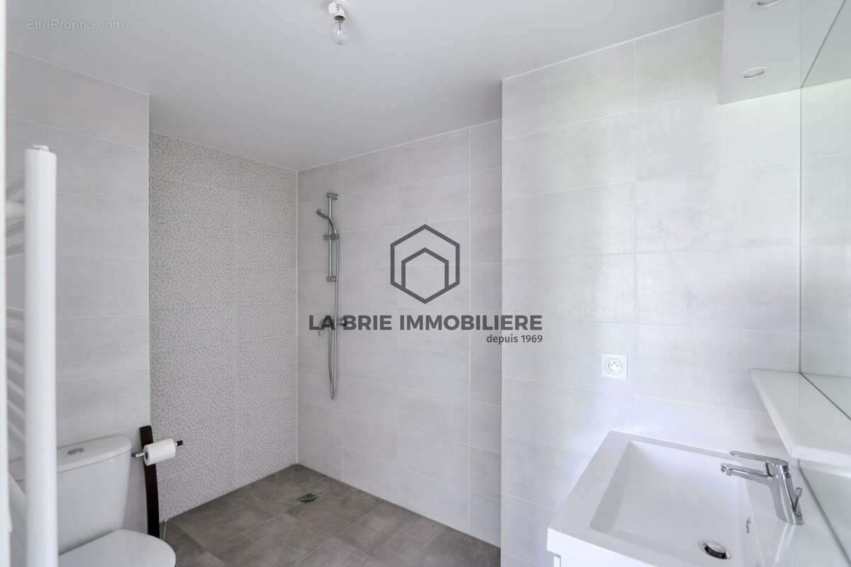 Maison 125 m² à Mennecy  - photo 7