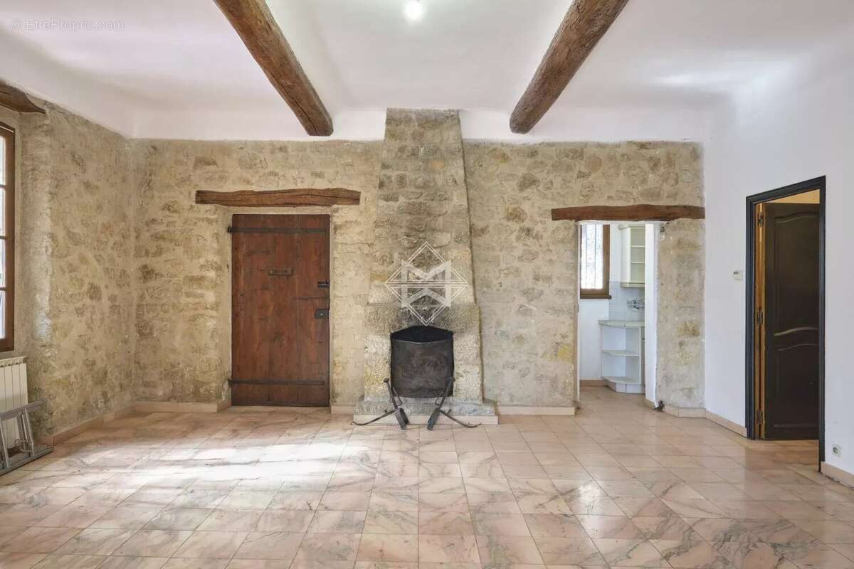 Maison à LE BAR-SUR-LOUP