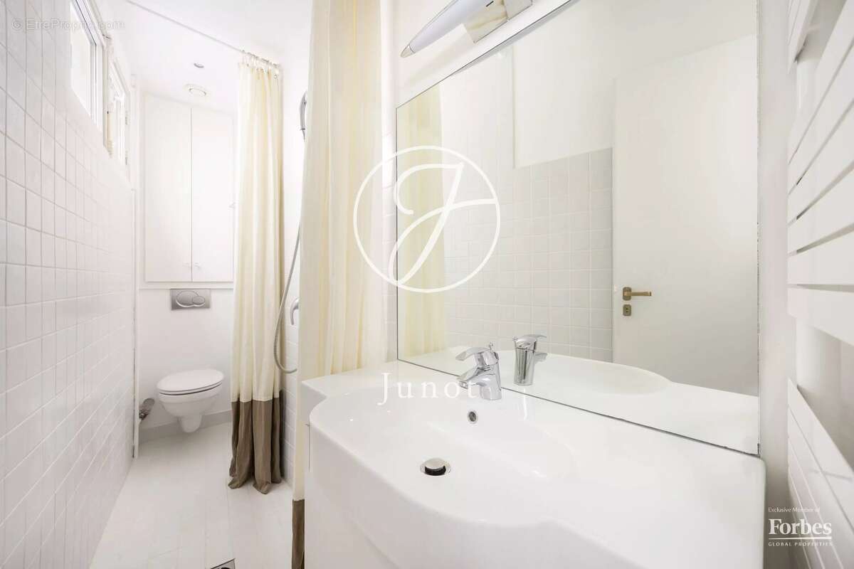 Appartement à PARIS-6E