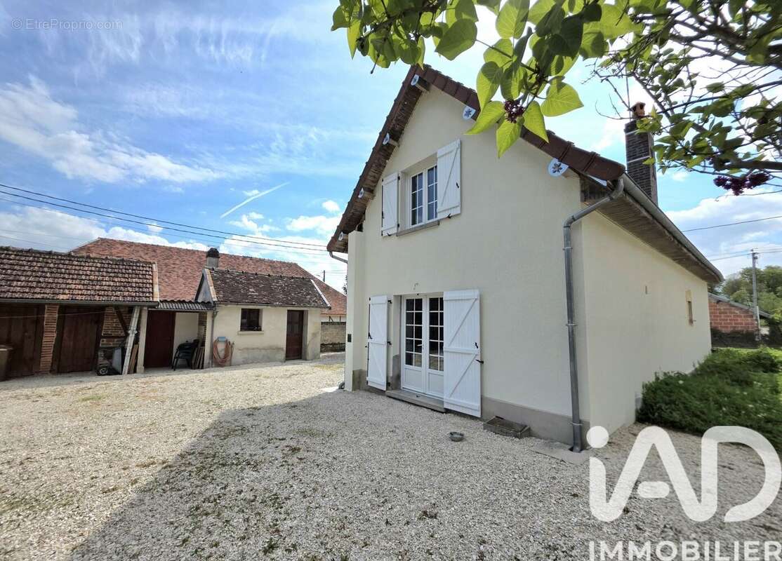 Photo 5 - Maison à CHARMONT-SOUS-BARBUISE