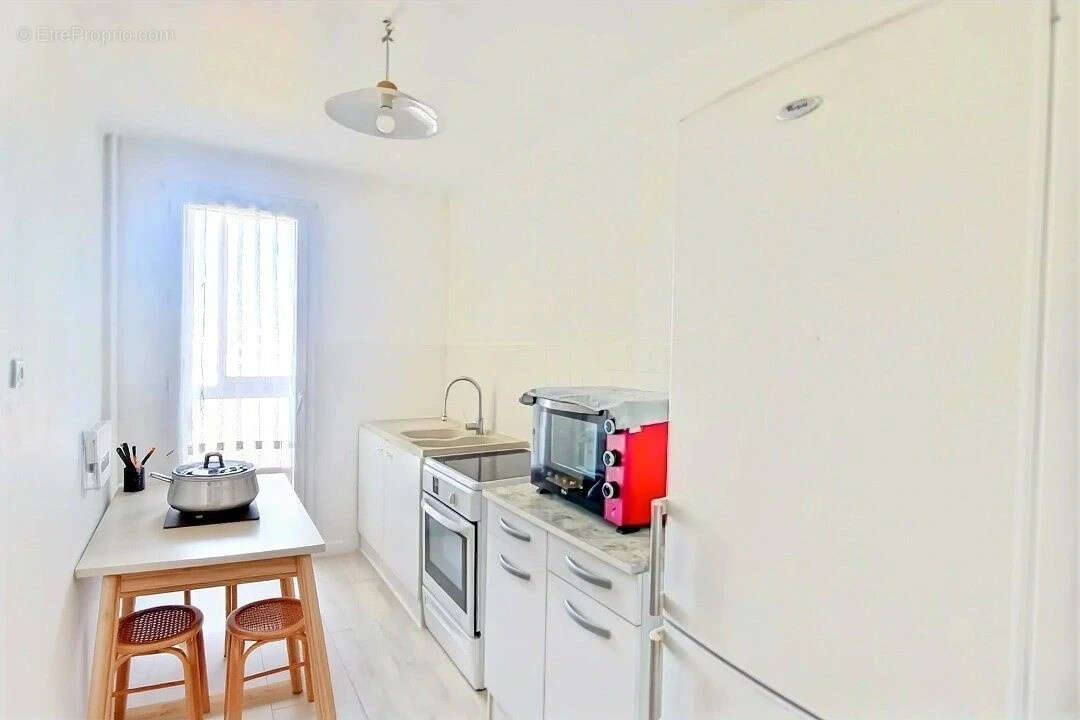 Appartement à PORT-DE-BOUC