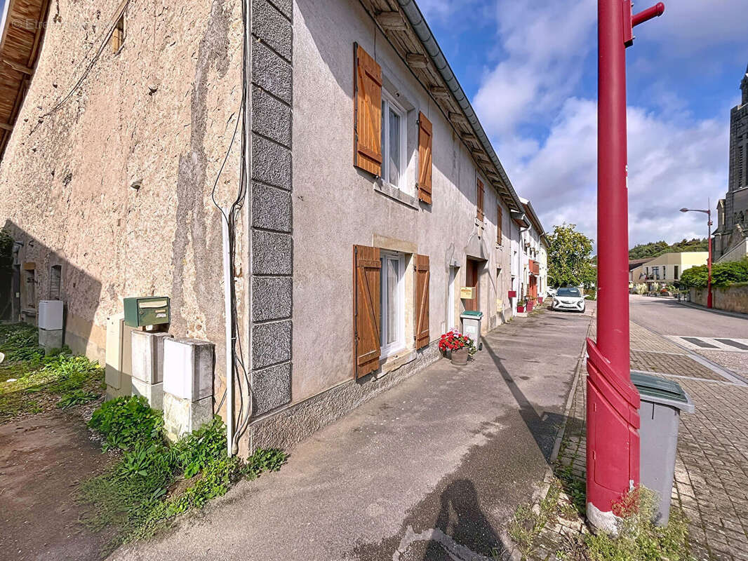 Appartement à DOGNEVILLE