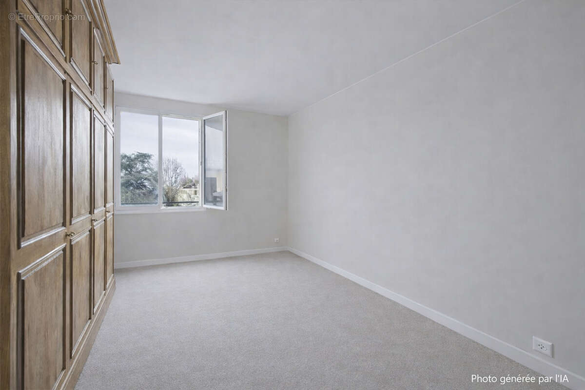 Appartement à NEUILLY-SUR-SEINE